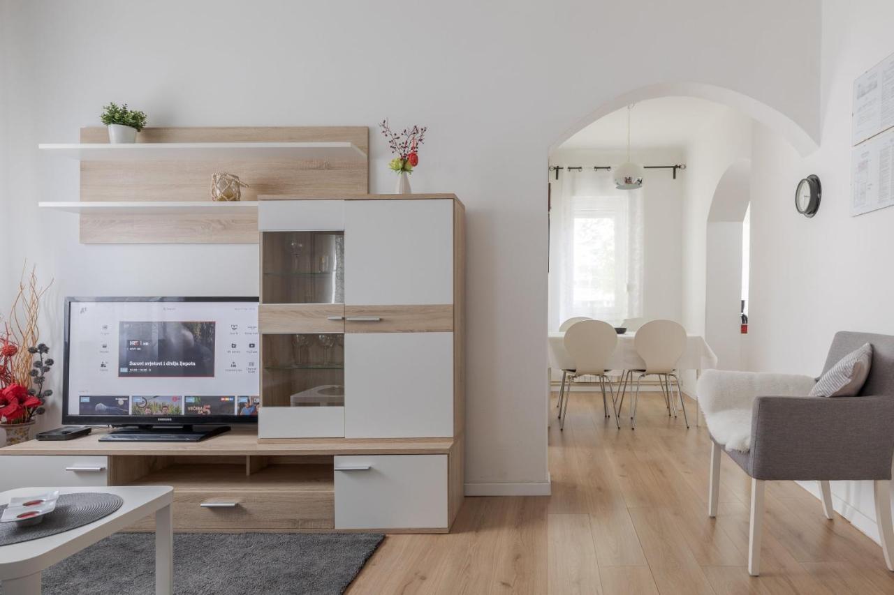Lisinski Apartment With Private Parking Zágráb Kültér fotó