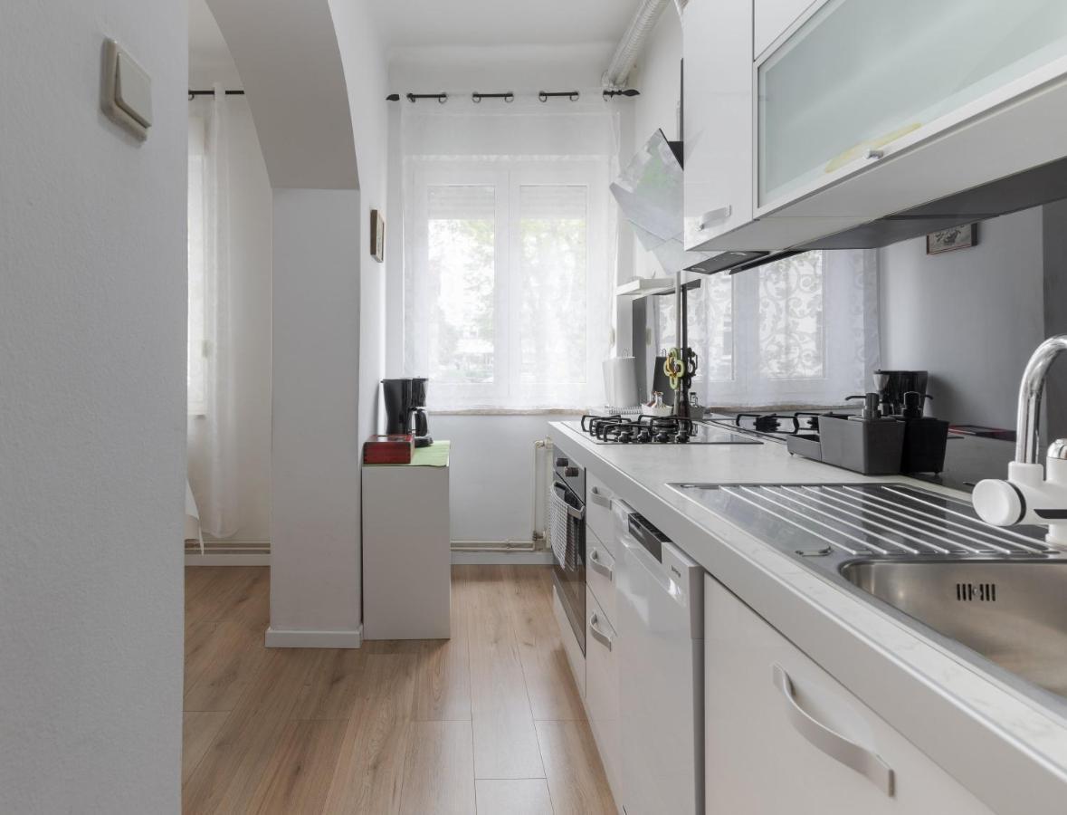 Lisinski Apartment With Private Parking Zágráb Kültér fotó